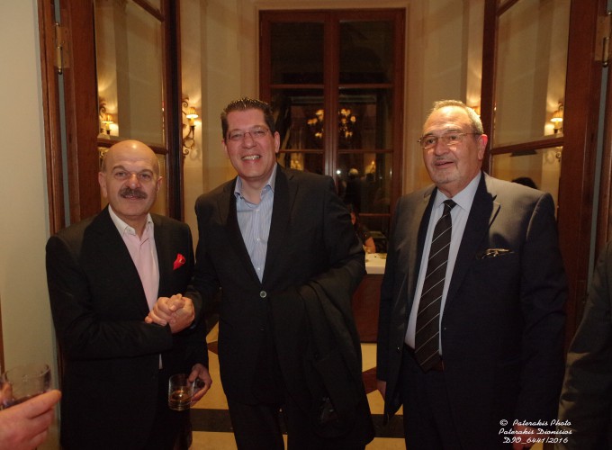 Ο κ. Λ. Τσιλίδης, Πρόεδρος FEDHATTA με τον κ. Κώστα Γκιόκα, Travel Plan και τον κ. Στ. Σκρέτα, Γ.Γ. FEDHATTA
