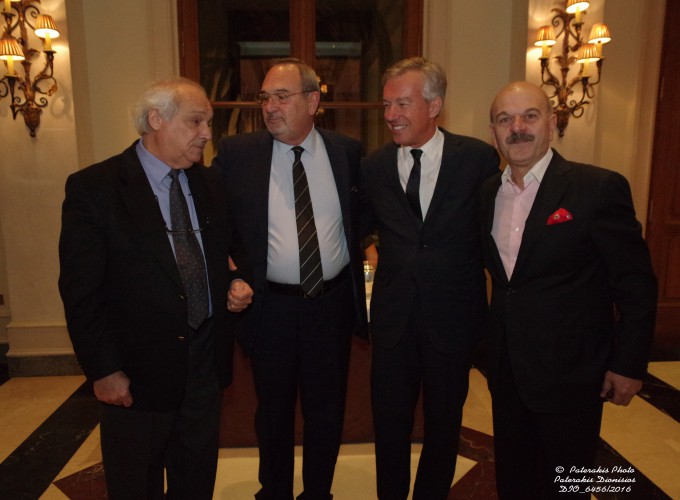 O κ. Μάκης Ζαχαράτος, Γεν. Γραμμ. Τουρισμού, ο κ. Στ. Σκρέτας Γεν. Γραμμ. FEDHATTA, o κ. Α. Ανδρεάδης, Πρόεδρος ΣΕΤΕ και ο κ. Λ. Τσιλίδης, Πρόεδρος FEDHATTA